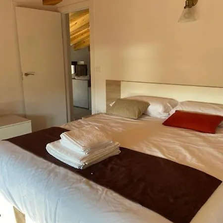Apartamentos Rurales La Plaza 2 Duruelo de la Sierra Exterior foto